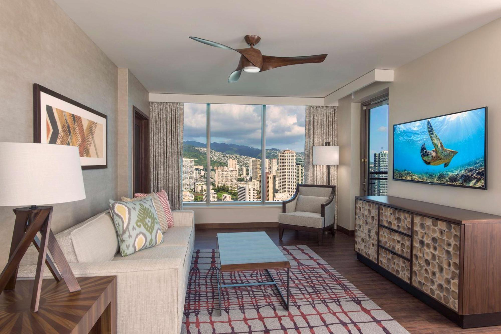 Hilton Grand Vacation Club The Grand Islander Waikiki Honolulu Hotel Exterior photo