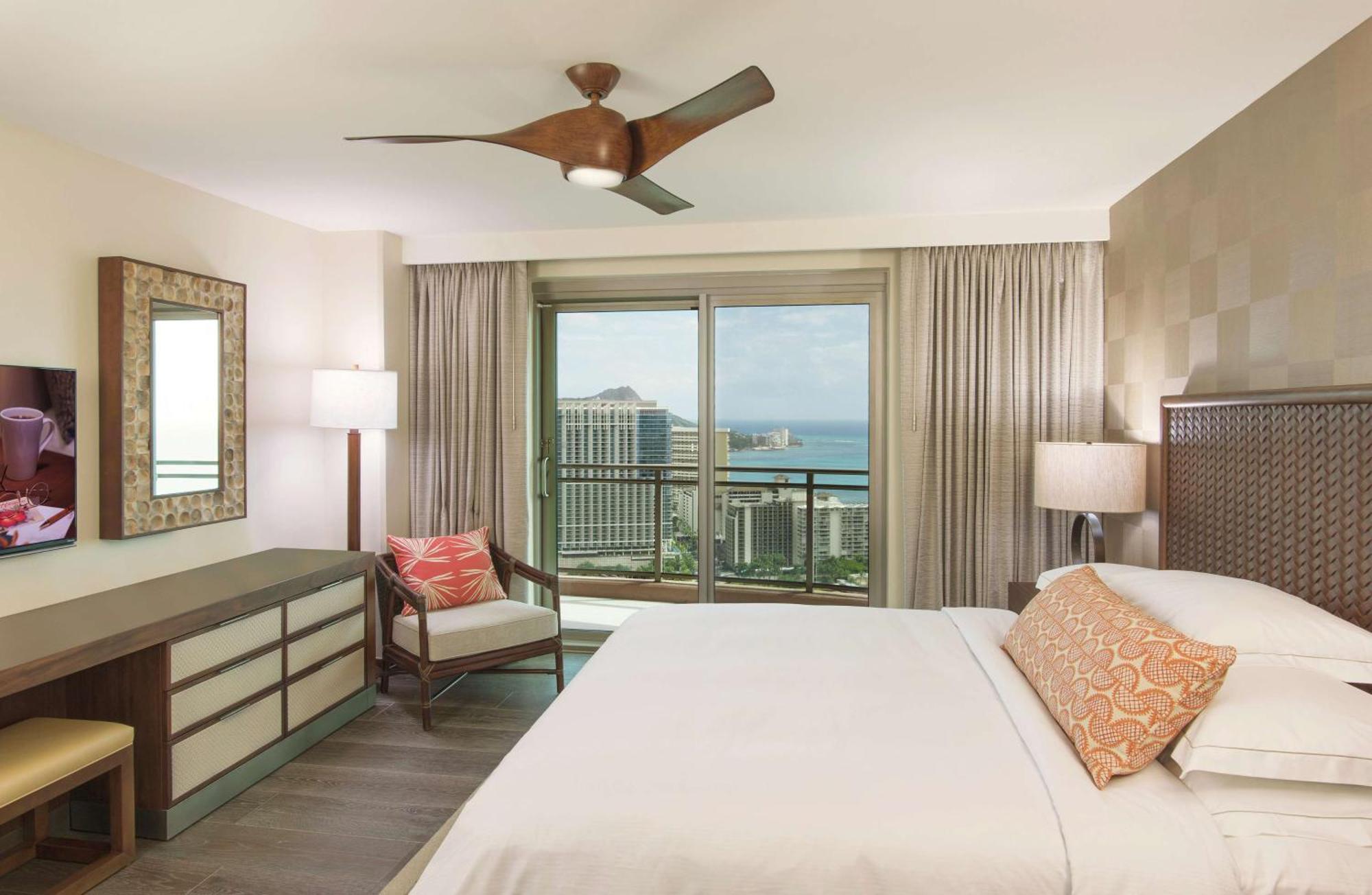 Hilton Grand Vacation Club The Grand Islander Waikiki Honolulu Hotel Exterior photo